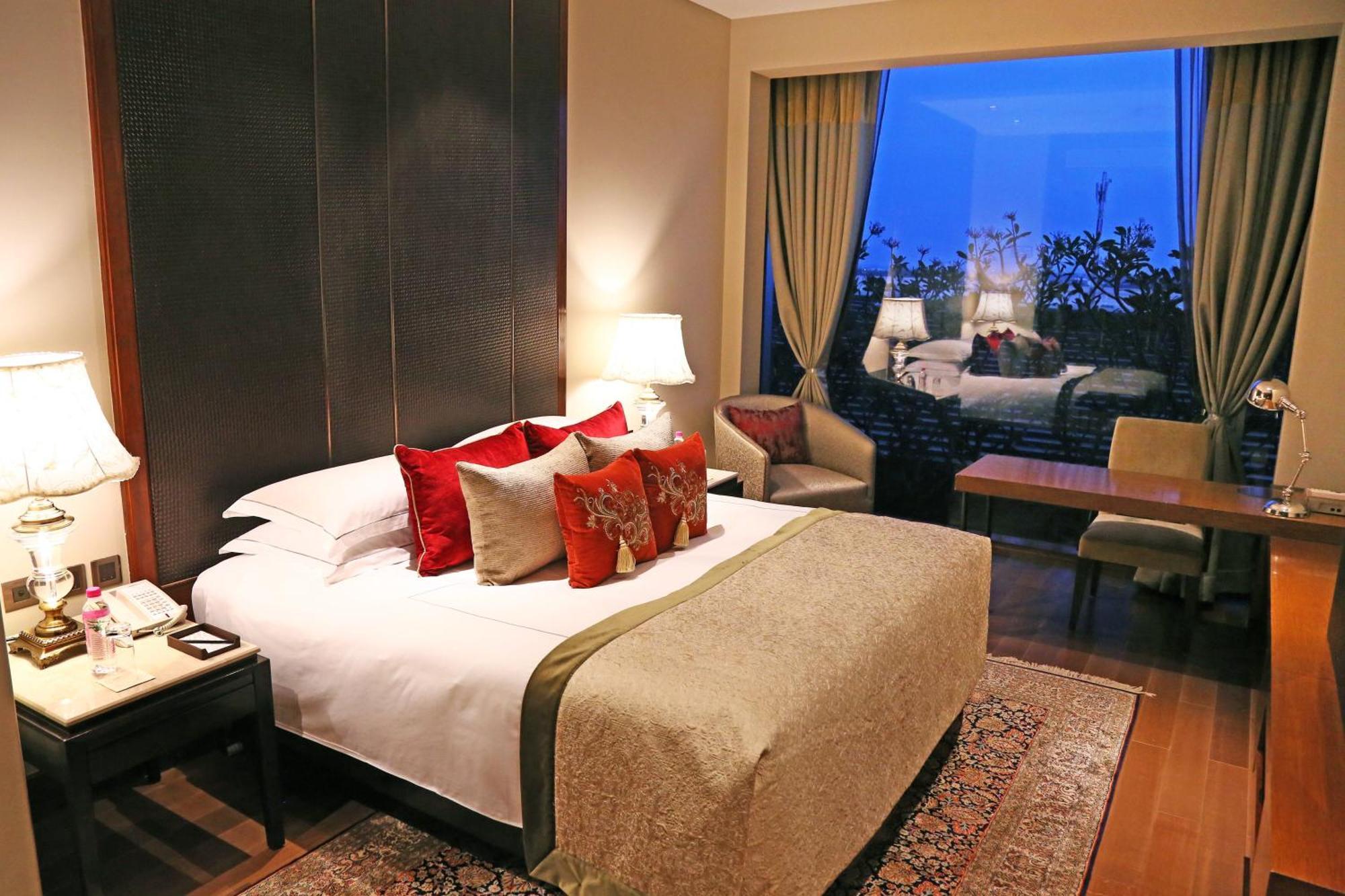Taj Bangalore Devanahalli Pokój zdjęcie A room at the Taj Mahal Palace
